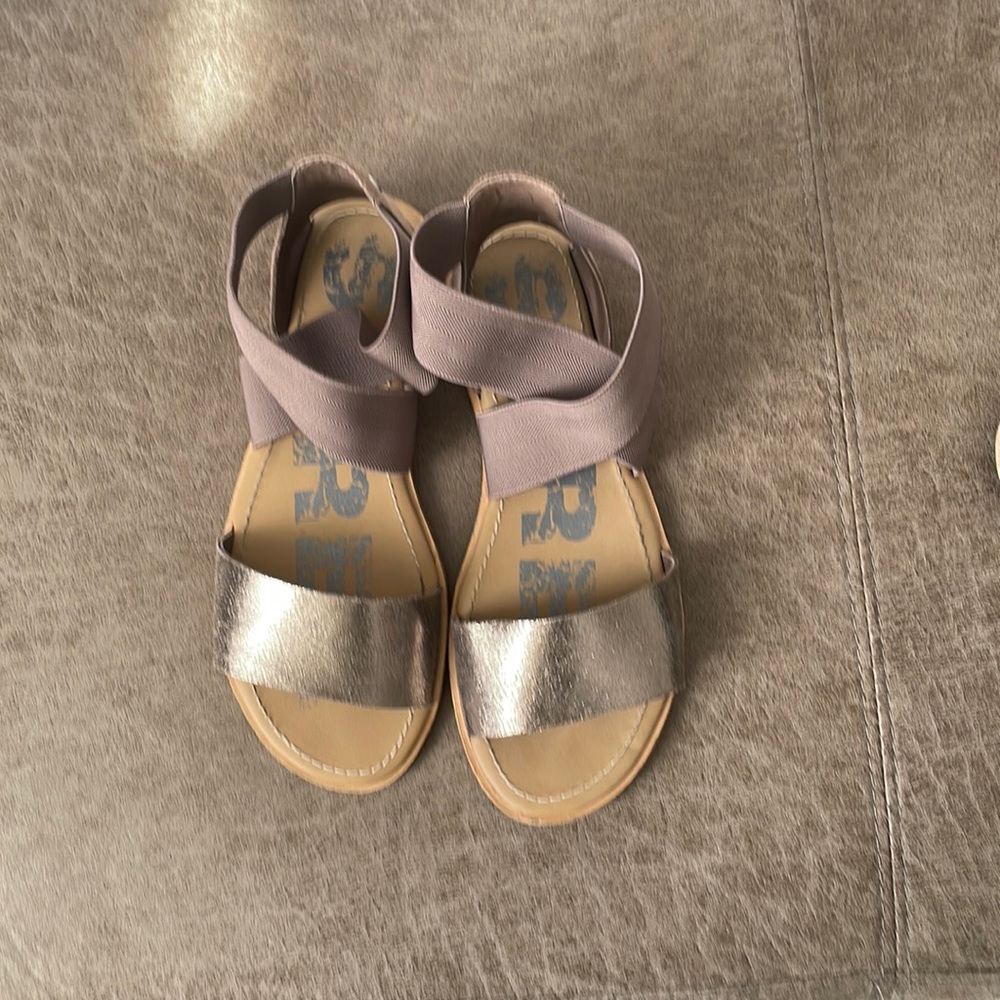 Beautiful sorel sandals